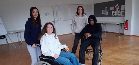 Caritas: Generationsprojekt 'youngCares' mit Staatspreis ausgezeichnet